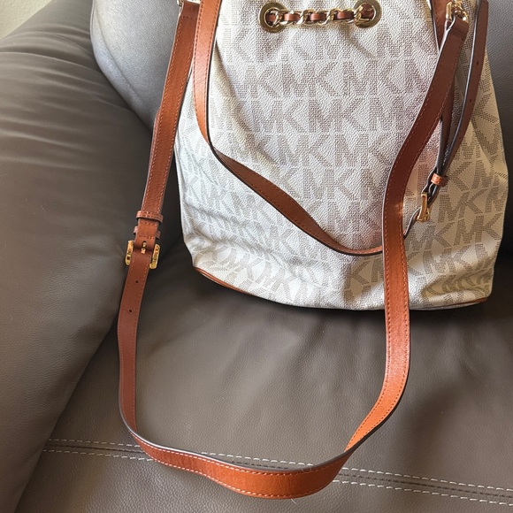 Michael Kors Cream Vanilla Monogram MK Shoulder Bag with Gold Accents - Picture 7 of 14